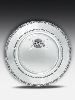 Pewter plate with fine pewter relief "Rifle"